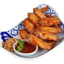 ปีกไก่น้ำปลา8ชี้น