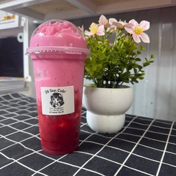 นมชมพู สตอเบอร์รี่ปั่น