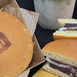 Ms.Dorayaki & Matcha มิซซิสโดรายากิ & มัตจะ