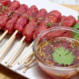 ทอดรวม+น้ำจิ้ม+ผักสด