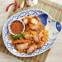 สามชั้นทอด