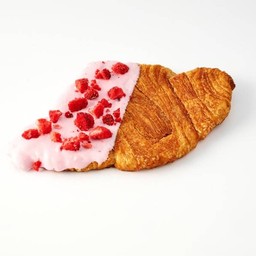 แฟลตครัวซองต์สตอเบอรี่