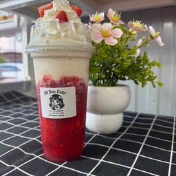 สตอเบอร์รี่ นมสด ( ปั่น )