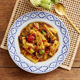 ตำหน่อไม้