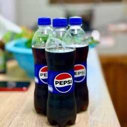 ขนมจีนน้ำยาไก่ จุ้บแจง