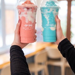 บลูเลม่อนโยเกิร์ต ปั่นนนน