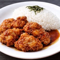 ข้าวหน้าไก่กรอบคาราเกะ (ข้าวญี่ปุ่น) ซอสทงคัตสึ