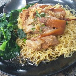 บะหมี่คากิ+ฟรีน้ำส้ม 1 ขวด