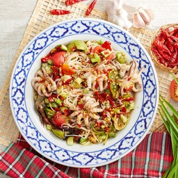 ตำแตงซั่วหมึกสาย