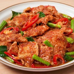 ข้าวพริกแกงหมูชิ้น