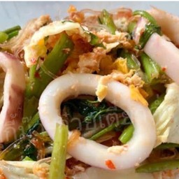 หม่าล่า สุกี้แห้งปลาหมึกหม่าล่า