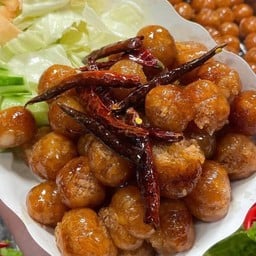 ร้านไส้กรอกแม่ทองเหรียญ ( สาขา1 แยกบขส) สาขา1