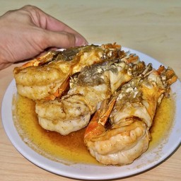 กุ้งแม่น้ำทอดเกลือ ( 3 ตัว )