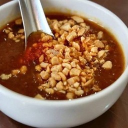 เพิ่มน้ำจิ้มแหนมเนือง