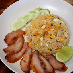 ข้าวผัดคอหมูย่าง