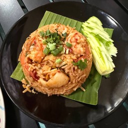 ข้าวผัดต้มยำ