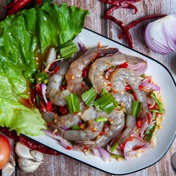 ยำกุ้งสด