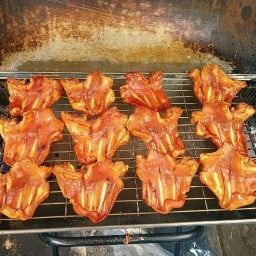 คอหมูย่างวัดฉีม