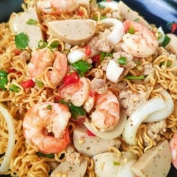 ยำแซ่บ แสบปาก ศรีนครินทร์