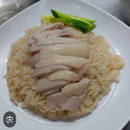 โอ๊ะโอ๋ข้าวมันไก่ นาป่า
