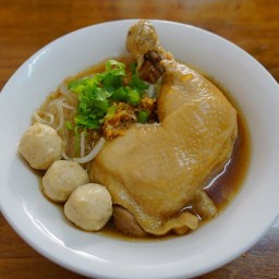 คลังเตี๋ยว รุ่งเรือง