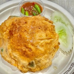 ข้าวไข่เจียวน้ำพริกกะปิ (แถมน้ำพริกกะปิ 1 ถุง)