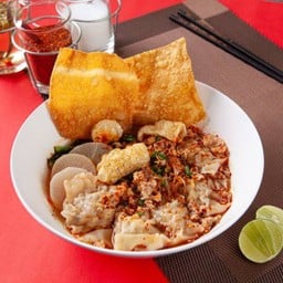 เกี๊ยวน้ำต้มยำพริกคั่ว.