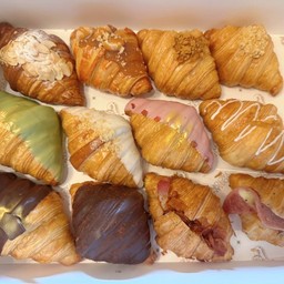 Mini All In One Party Set มินิออลอินวันปาร์ตี้เซต 12 ชิ้น