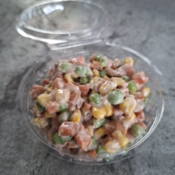 คอร์นสลัดทูน่า