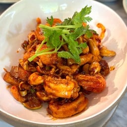 ยำห้ากรอบสมุนไพร