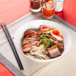 บะหมี่ จินเต๋อ.