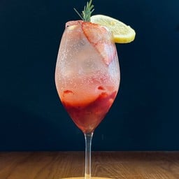 Strawberry Sparkling