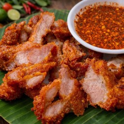 สันคอหมูทอด