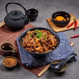 ข้าวหน้าไก่ย่างญี่ปุ่น รสหม่าล่า