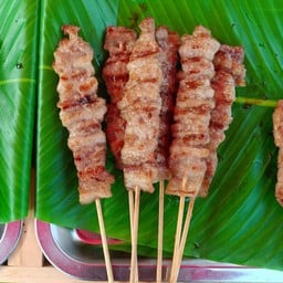 ร้านไก่ย่างราชา ทุ่งกวาว