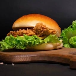 ร้านกะบับไก่ชีสพ่นไฟหลังค่าย สาขา 1