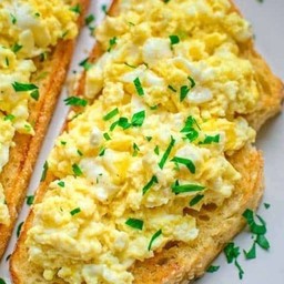 sourdough ไข่ขยี้ 2 ชิ้น