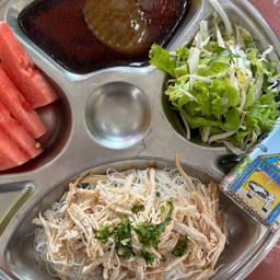 ก๋วยเตี๋ยวไก่ปิดเทอม(7-11 บ้านเนินสะอาด)