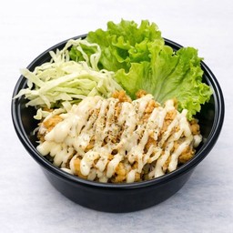 มาม่าเผ็ดเกาหลี+ไก่ทอดฉ่ำซอสครีมสลัด