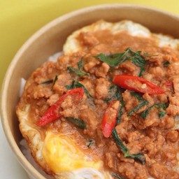 ข้าวฉู่ฉี่ไข่ดาว
