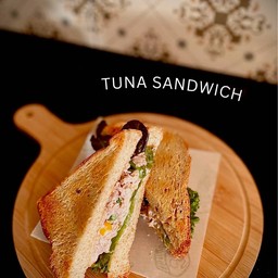 ทูน่า แชนวิท - Tuna Sandwich