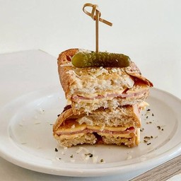 Ham cheese sandwich sourdough (แฮมหมู)