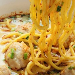 ก๋วยเตี๋ยว เกี้ยมอี๋นายหัว