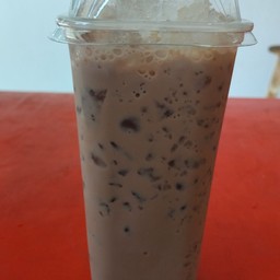 ร้านน้ำน้องชิวชิว (ตรงข้ามร้านขมิ้นแกงใต้) ต้นเปา