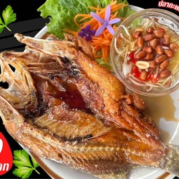 ปลากะพงทอดน้ำปลา