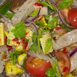 ยำข้าวโพดหมูยอ