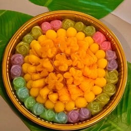 ขนม5อย่างถาด11นิ้ว(มีฝาปิด)