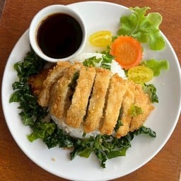 ข้าวไก่กรอบซอสเทอริยากิ