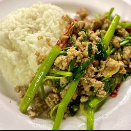 ผัดผักบุ้ง(ราดข้าว)