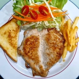 สเต็กอกไก่พริกไทยดำ